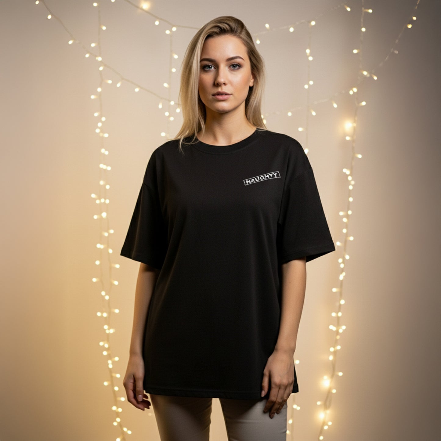 Naughty - Oversized T-Shirt